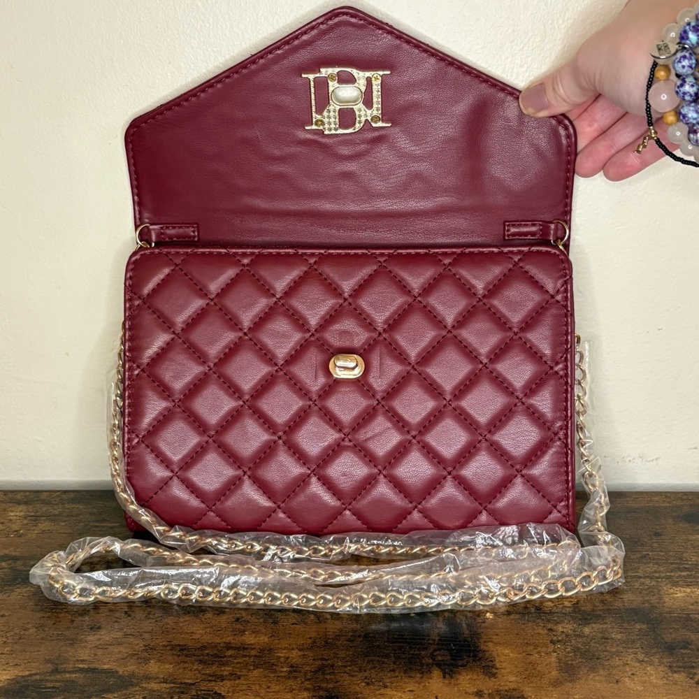 Badgley Mischka Burgundy Quilted Chain Crossbody NWT - Picture 6 of 9